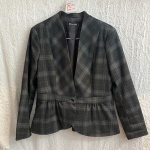 #37 New York & Co size 14